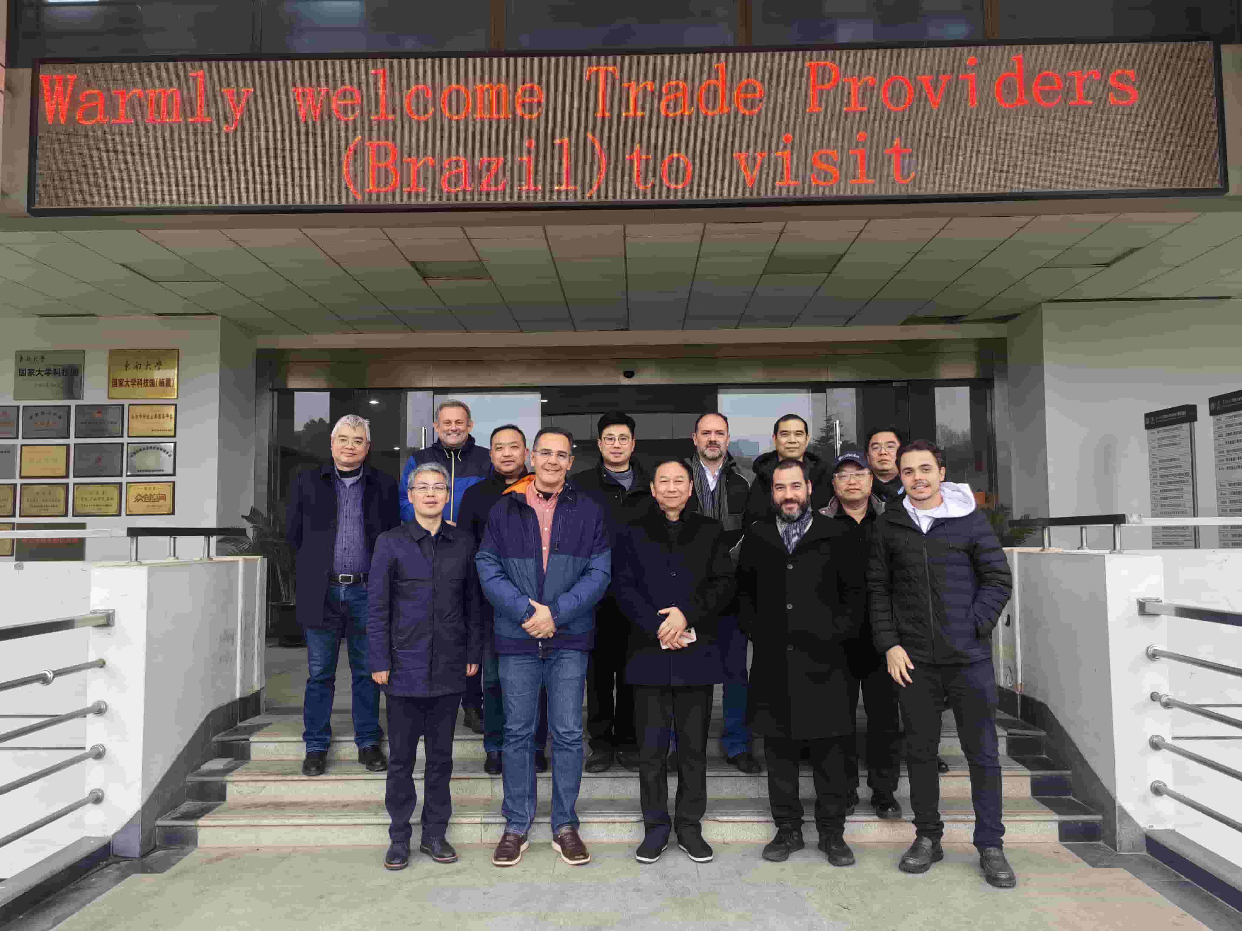 Successfully joined hands with Brazilian customers to start a new chapter of international cooperation on UAVs