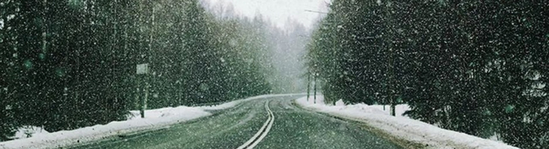 What are the do's and don'ts of drone use with rain and snow on the way?